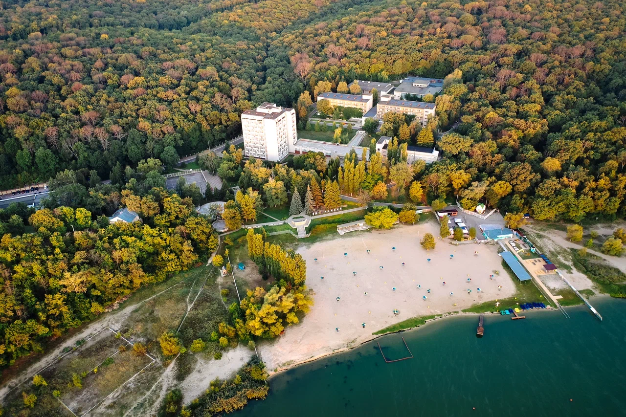 Галерея