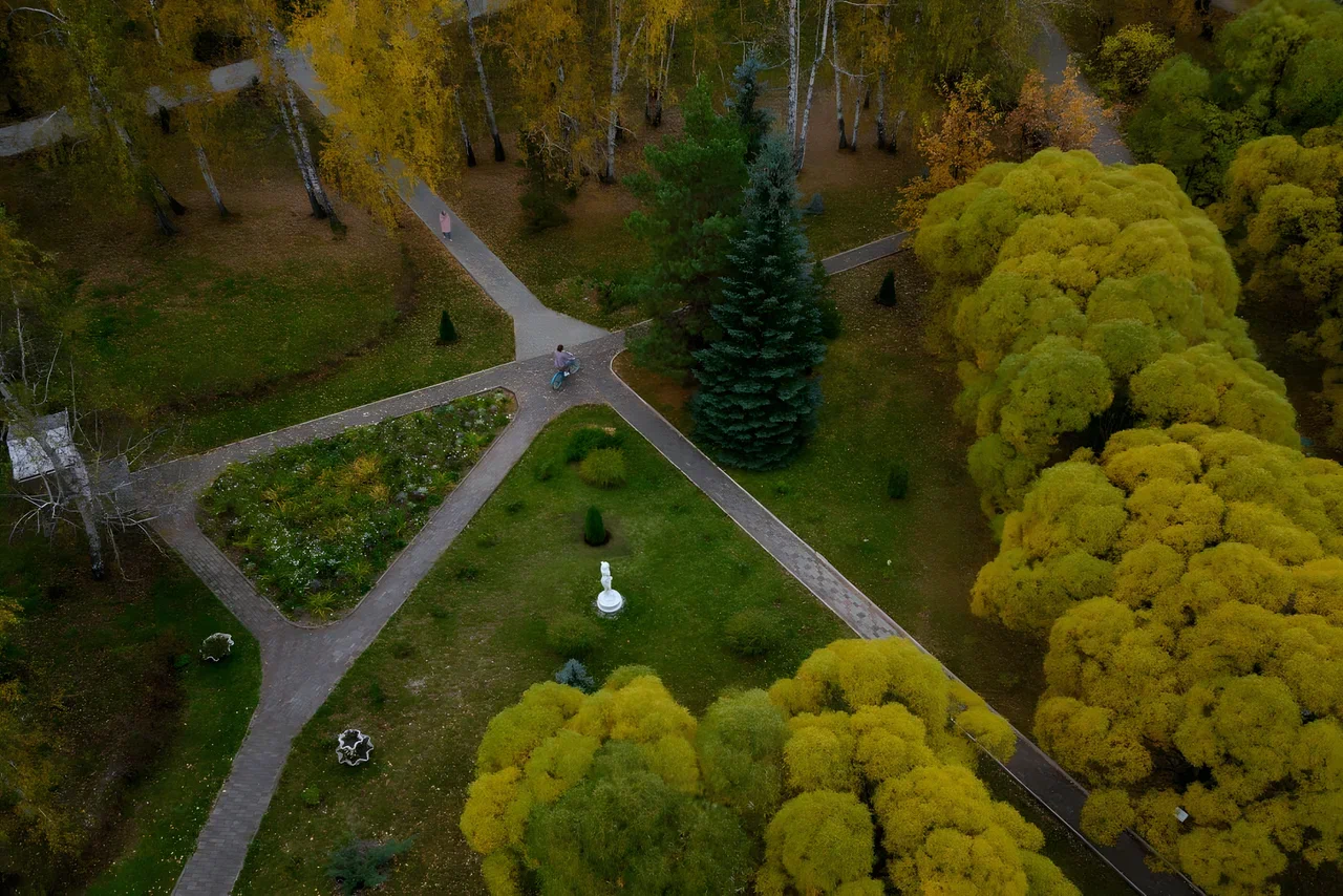 Галерея