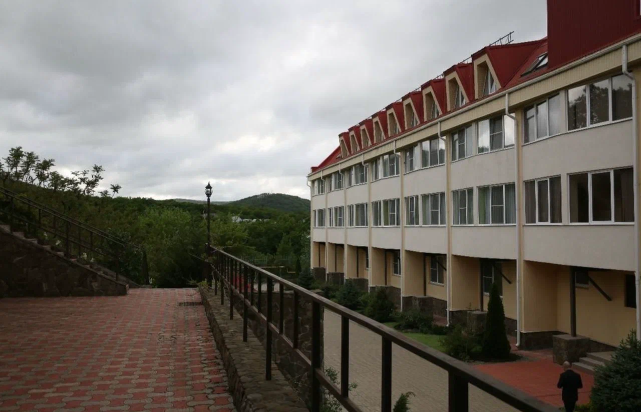 Галерея