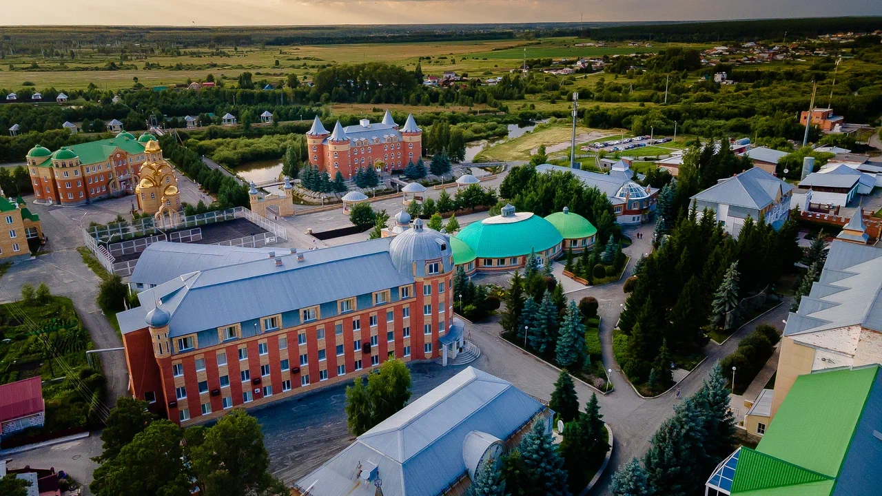 Галерея